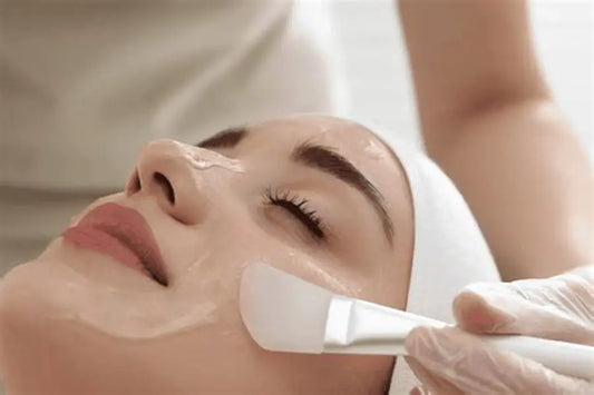 [PROMO CYBER] Peeling MELINE Periocular - 4 Sesiones (Incluye Pack Domiciliario)